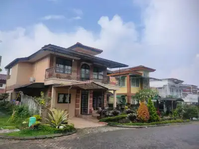 Villa N-57 5 Bedroom Kota Bunga