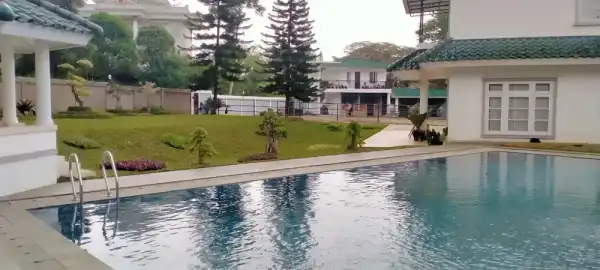 Villa Putih Puncak Resort - Villa di Puncak