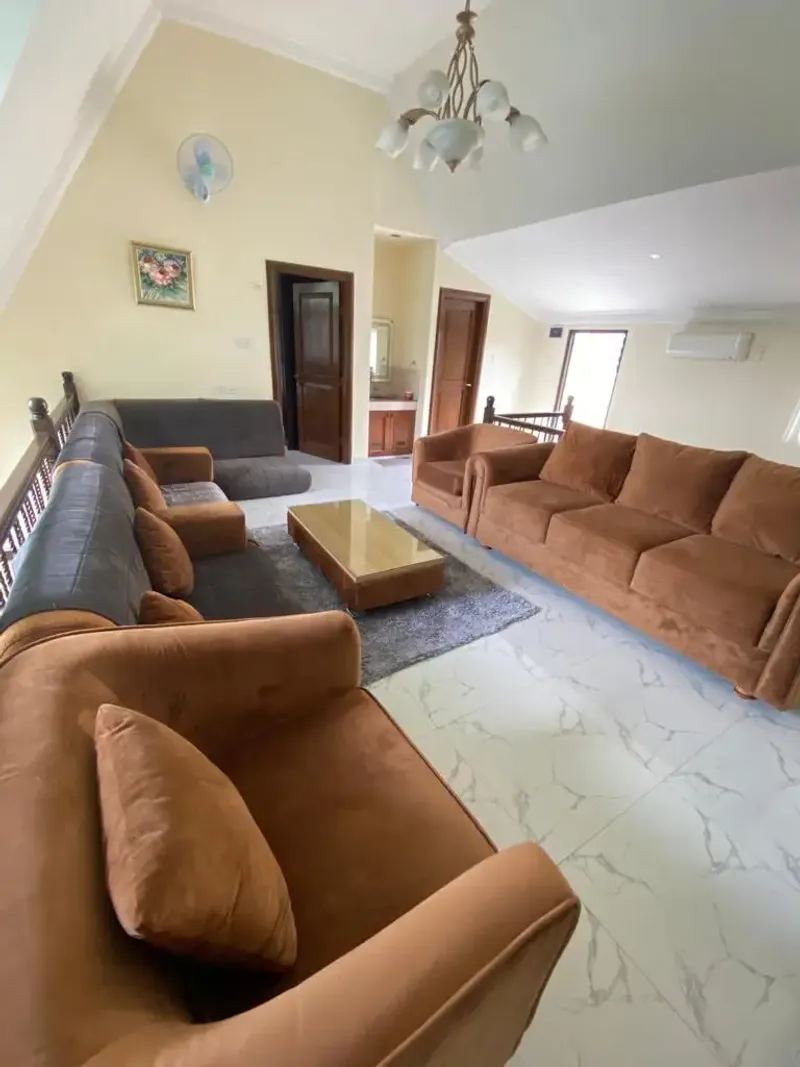 Galeri Full