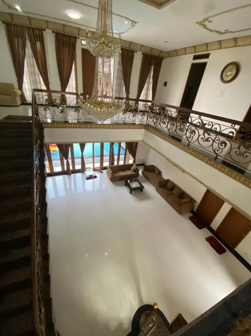 Galeri Full