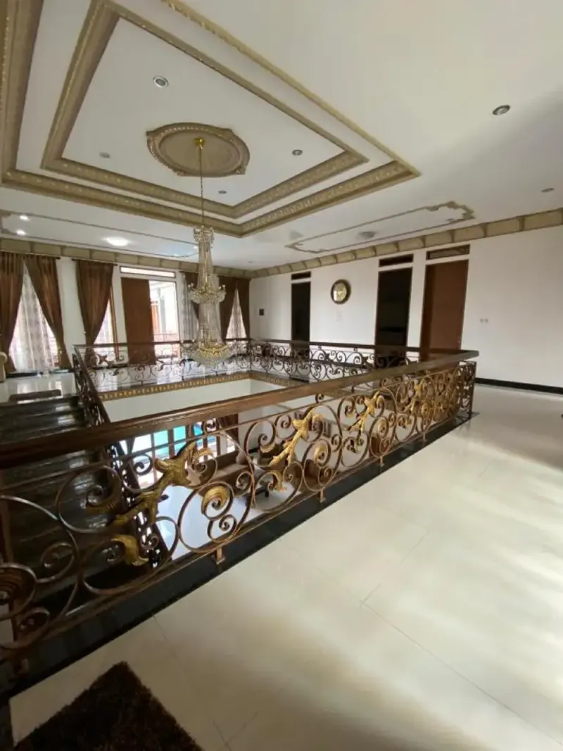 Galeri Full