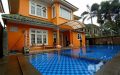 Villa Puncak Resort Orange, Sewa Villa Keluarga di Puncak Menginap Jadi Makin Seru